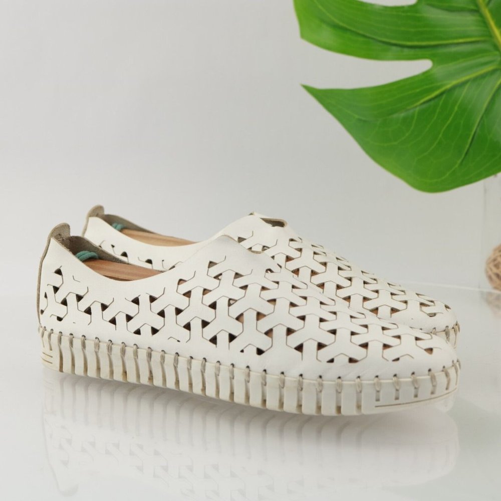 Eric Michael Italy Women's Inex Slip On Sneaker Flats Size 38 7 White Leather